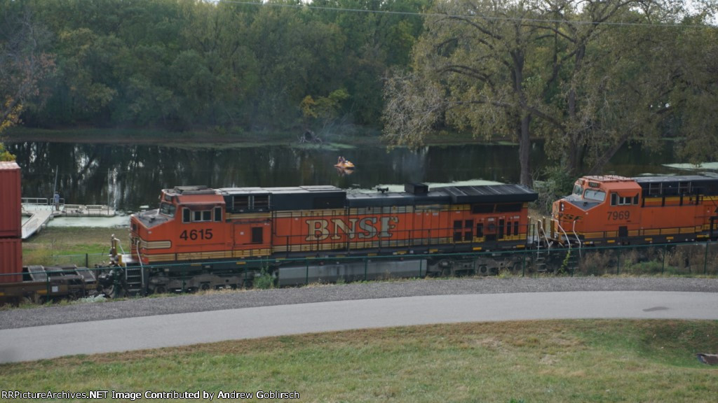 BNSF 4615